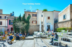 Owl Booking Villa Padrina - Walking to the Old Town